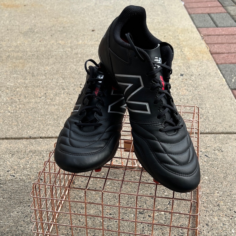New Balance Men's Black 442 Athletic Soccer Cleats with Silver Logo Accents